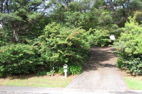 Photo of property in 118 Takahe Road, Titirangi, Auckland, 0604