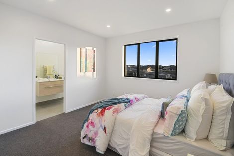 Photo of property in 25 Helenvale Crescent, Pokeno, 2402