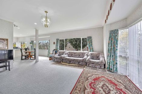 Photo of property in 10 Belvedere Court, West Harbour, Auckland, 0618