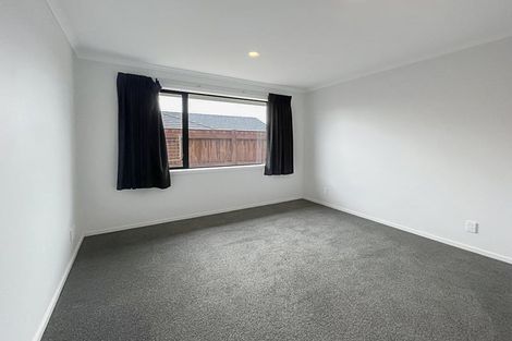 Photo of property in 8 Levi Place, Kelvin Grove, Palmerston North, 4414