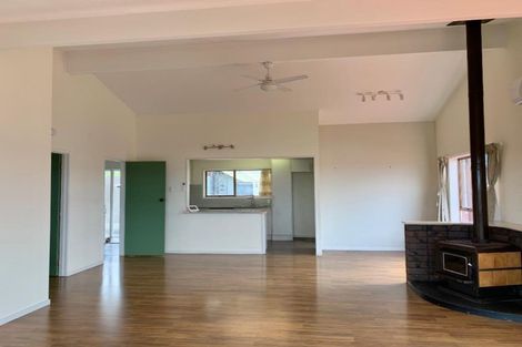 Photo of property in 5 Panorama Court, Red Beach, 0932