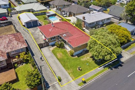 Photo of property in 43 Shirley Avenue, Papakura, 2110