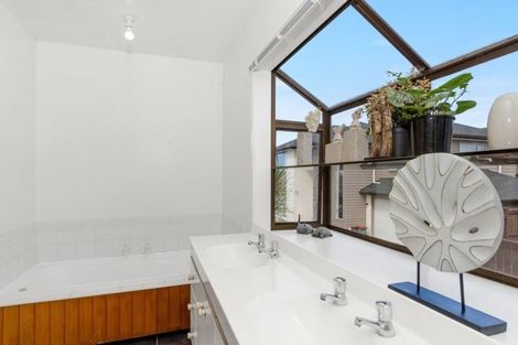 Photo of property in 83 Deep Creek Road, Waiake, Auckland, 0630