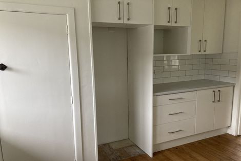 Photo of property in 6 Koromiko Street, New Lynn, Auckland, 0600