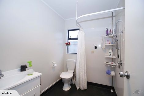 Photo of property in 38a Pine Avenue, Henderson, Auckland, 0612