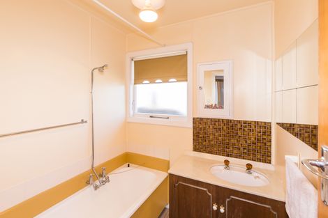 Photo of property in 32 Bournemouth Crescent, Aranui, Christchurch, 8061