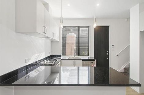 Photo of property in 21c Andrew Road, Howick, Auckland, 2010