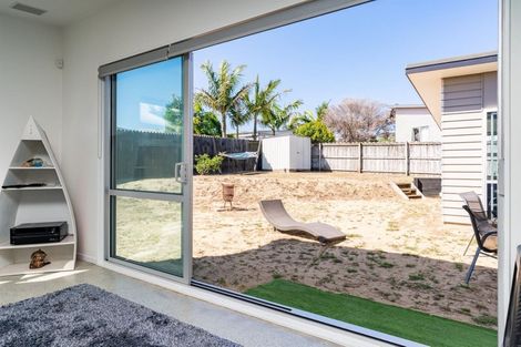 Photo of property in 20 Marram Place, Mangawhai Heads, Mangawhai, 0505