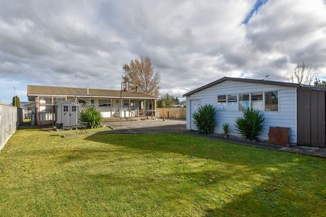Photo of property in 22 Fisher Place, Carterton, 5713