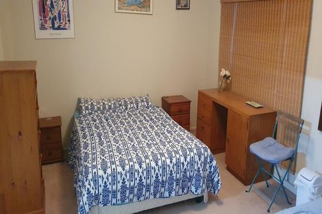 Photo of property in 24 Birman Close, Half Moon Bay, Auckland, 2012