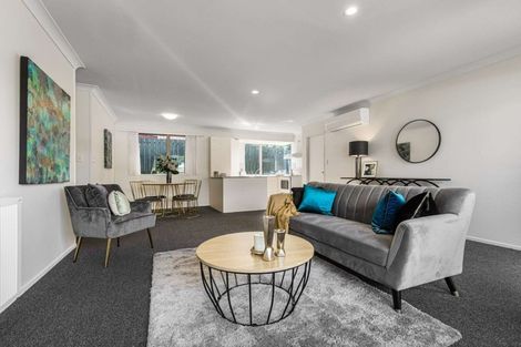 Photo of property in 43 Donald Street, Stanmore Bay, Whangaparaoa, 0932