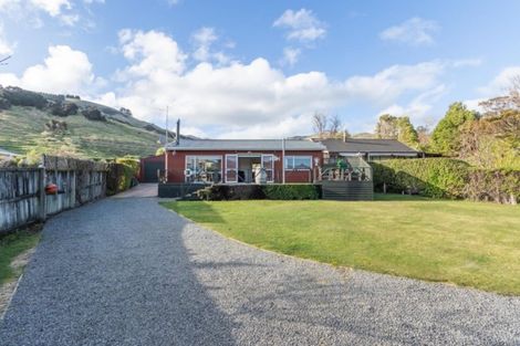 Photo of property in 11 Seafield Road, Duvauchelle, 7581