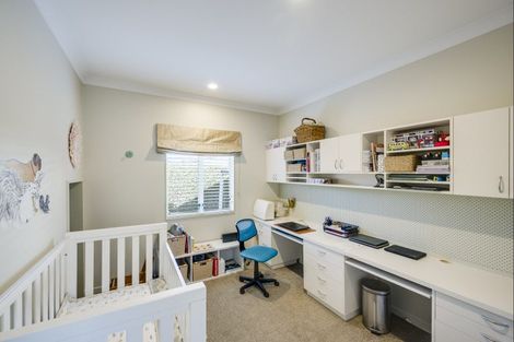 Photo of property in 3 Hikanui Place, Havelock North, 4130