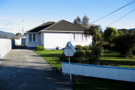 Photo of property in 27 Donnelley Drive, Wainuiomata, Lower Hutt, 5014