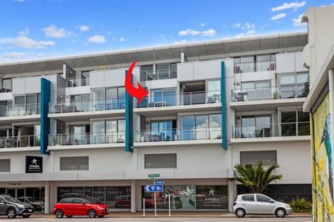 Photo of property in Quayside Apartments, 206/11 George Street, Whakatane, 3120