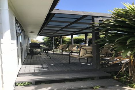 Photo of property in 35 Puriri Crescent, Edgecumbe, 3120