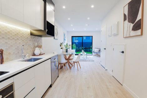 Photo of property in 42 Kiato Lane, Flat Bush, Auckland, 2019