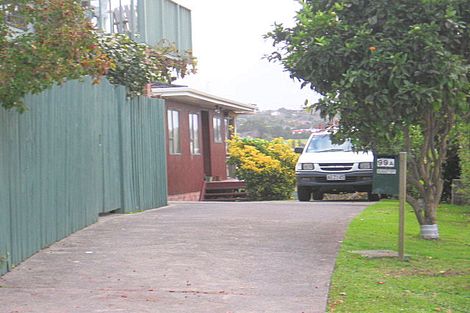 Photo of property in 2/99 Kowhai Road, Mairangi Bay, Auckland, 0630