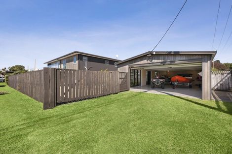Photo of property in 1 Alamar Crescent, Mangawhai Heads, Mangawhai, 0505