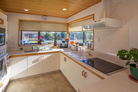 Photo of property in 7 Kintyre Drive, Broomfield, Christchurch, 8042