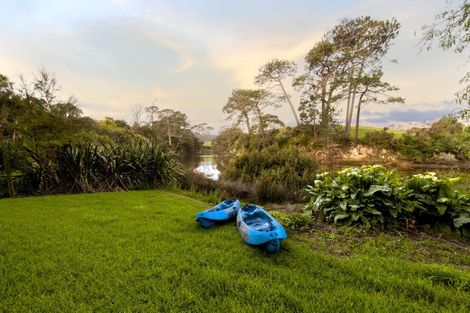 Photo of property in 1 Newton Road, Riverhead, 0820