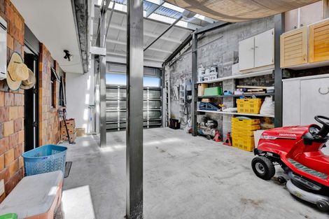 Photo of property in 2 Heaphy Road, Opunake, 4616