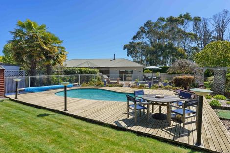 Photo of property in 121 Gear Road, Te Horo, Otaki, 5582