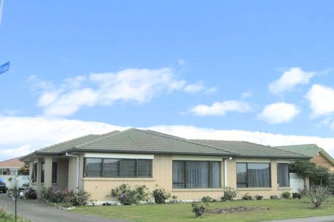 Photo of property in 16 Luculia Drive, Mount Maunganui, 3116