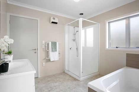 Photo of property in 10a Maclean Street, Cambridge, 3434