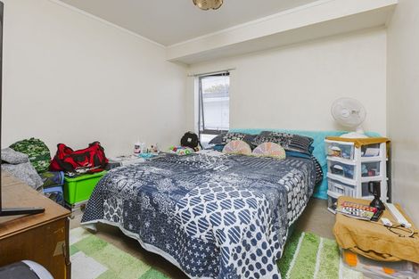 Photo of property in 2b Roys Road, Weymouth, Auckland, 2103