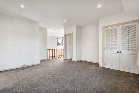 Photo of property in 90a Govett Avenue, Frankleigh Park, New Plymouth, 4310