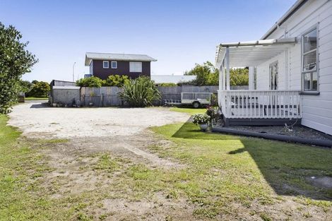 Photo of property in 176 Glover Road, Hawera, 4610