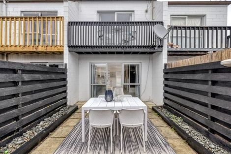 Photo of property in 7/20 Miro Street, Mount Maunganui, 3116