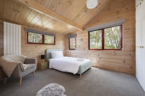 Photo of property in 18 Ralphine Way, Maitai, Nelson, 7010