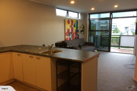 Photo of property in 11/372 Rosedale Road, Rosedale, Auckland, 0632