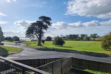 Photo of property in 35 Domain Road, Weymouth, Auckland, 2103