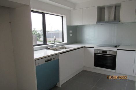 Photo of property in 77e Penrose Road, Mount Wellington, Auckland, 1060