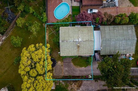 Photo of property in 2/6 Anich Road, Massey, Auckland, 0614