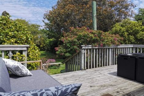 Photo of property in 5 Kapekape Place, Pukerua Bay, 5026