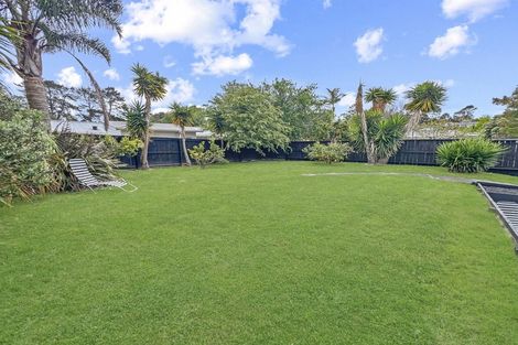 Photo of property in 61 Sunline Avenue, Massey, Auckland, 0614