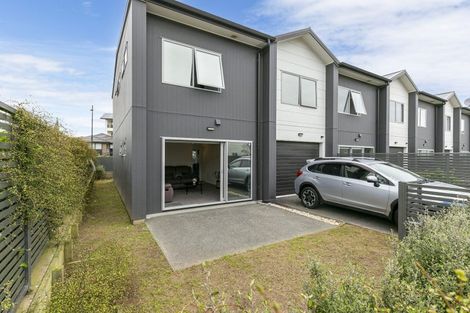 Photo of property in 26 Bluff Road, Kenepuru, Porirua, 5022