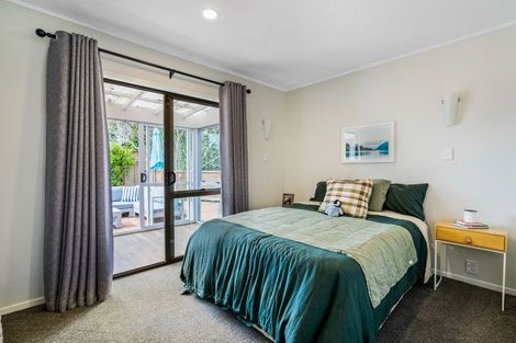 Photo of property in 46a Pah Road, Cockle Bay, Auckland, 2014