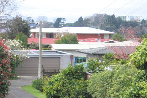 Photo of property in 74 Goods Road, Otumoetai, Tauranga, 3110