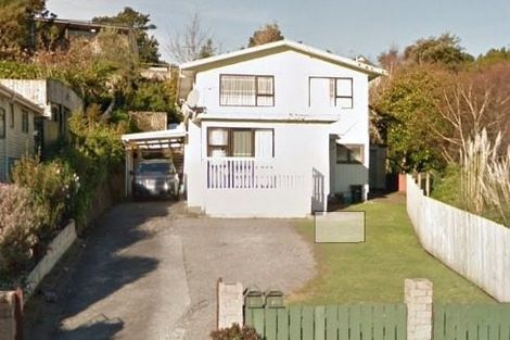 Photo of property in 38 Hinau Street, Tawa, Wellington, 5028