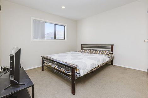 Photo of property in 54d Cambridge Terrace, Papatoetoe, Auckland, 2025