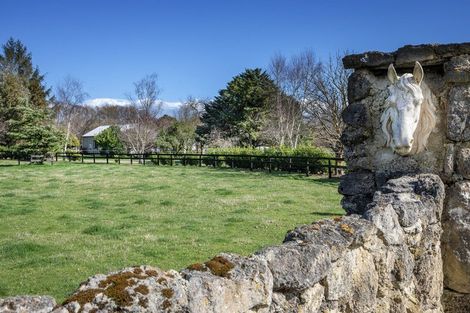 Photo of property in 2966 State Highway 2, Waipukurau, 4281