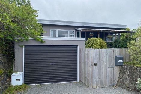 Photo of property in 34 Bluegum Road, Paraparaumu Beach, Paraparaumu, 5032