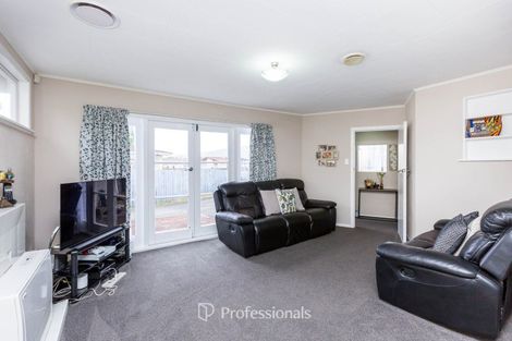 Photo of property in 26 Oregon Drive, Maoribank, Upper Hutt, 5018