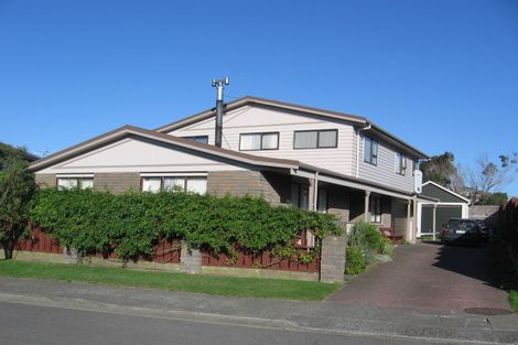 Photo of property in 4 Wantwood Grove, Churton Park, Wellington, 6037