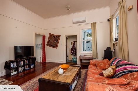 Photo of property in 84 Kilbirnie Crescent, Kilbirnie, Wellington, 6022